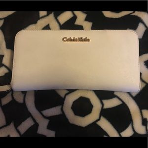 Calvin Klein Leather Zip Wallet